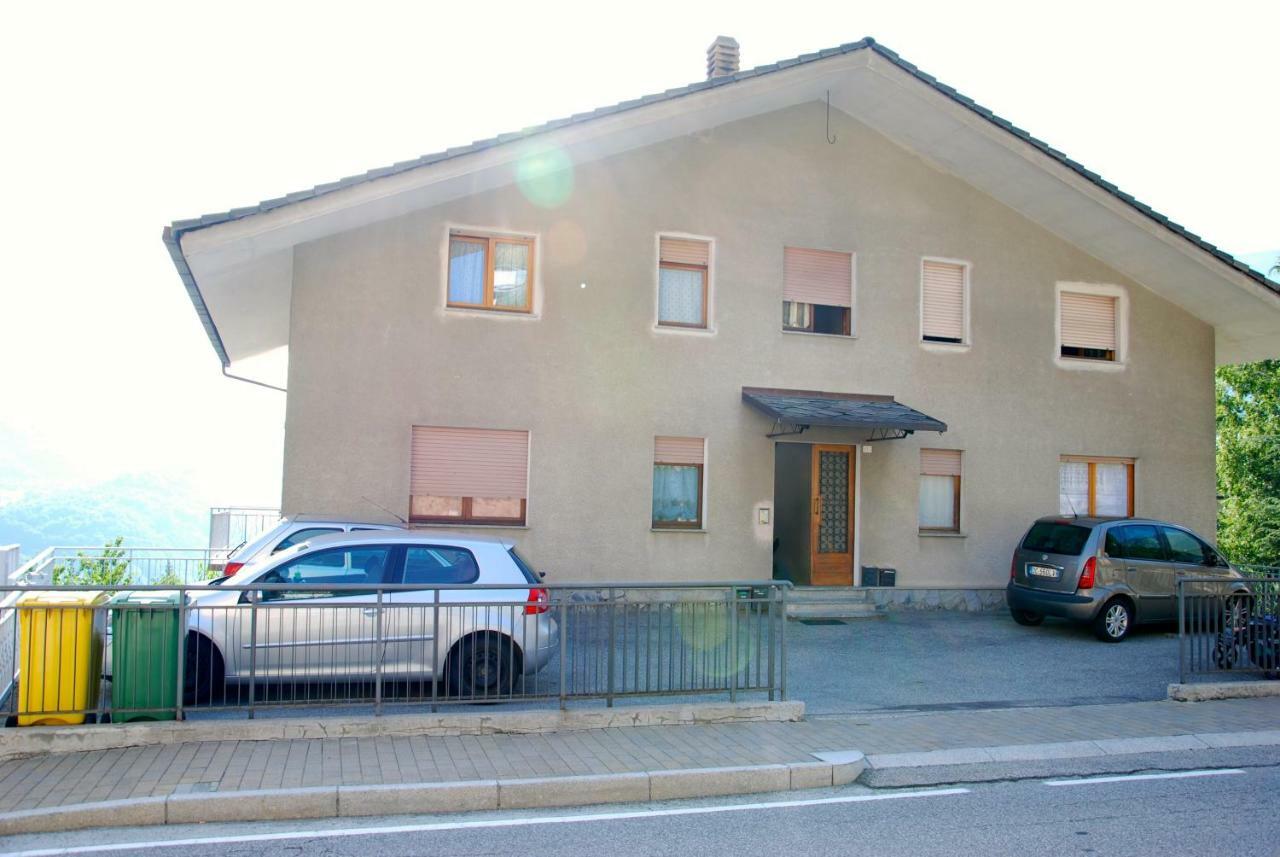 Il Ponte Villa Saint-Vincent Buitenkant foto